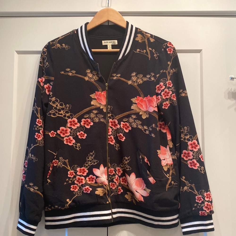Ladies bomber jacket